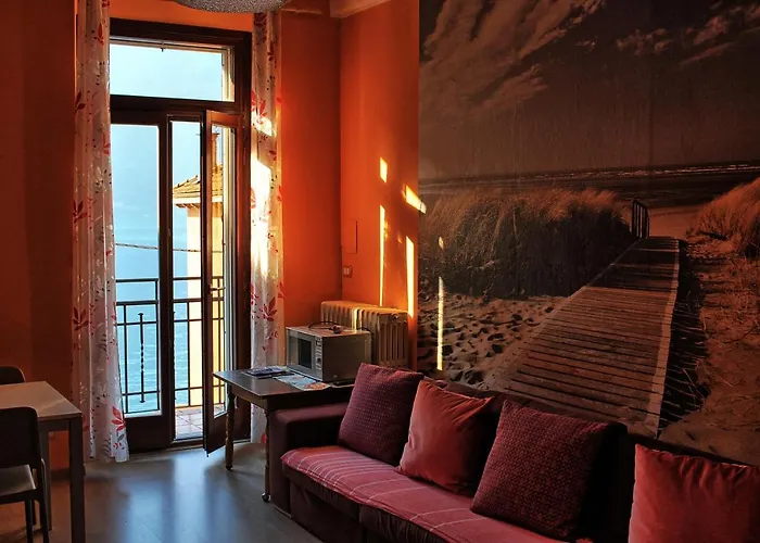 Casa Mauro, View And Garage! דירה Colonno